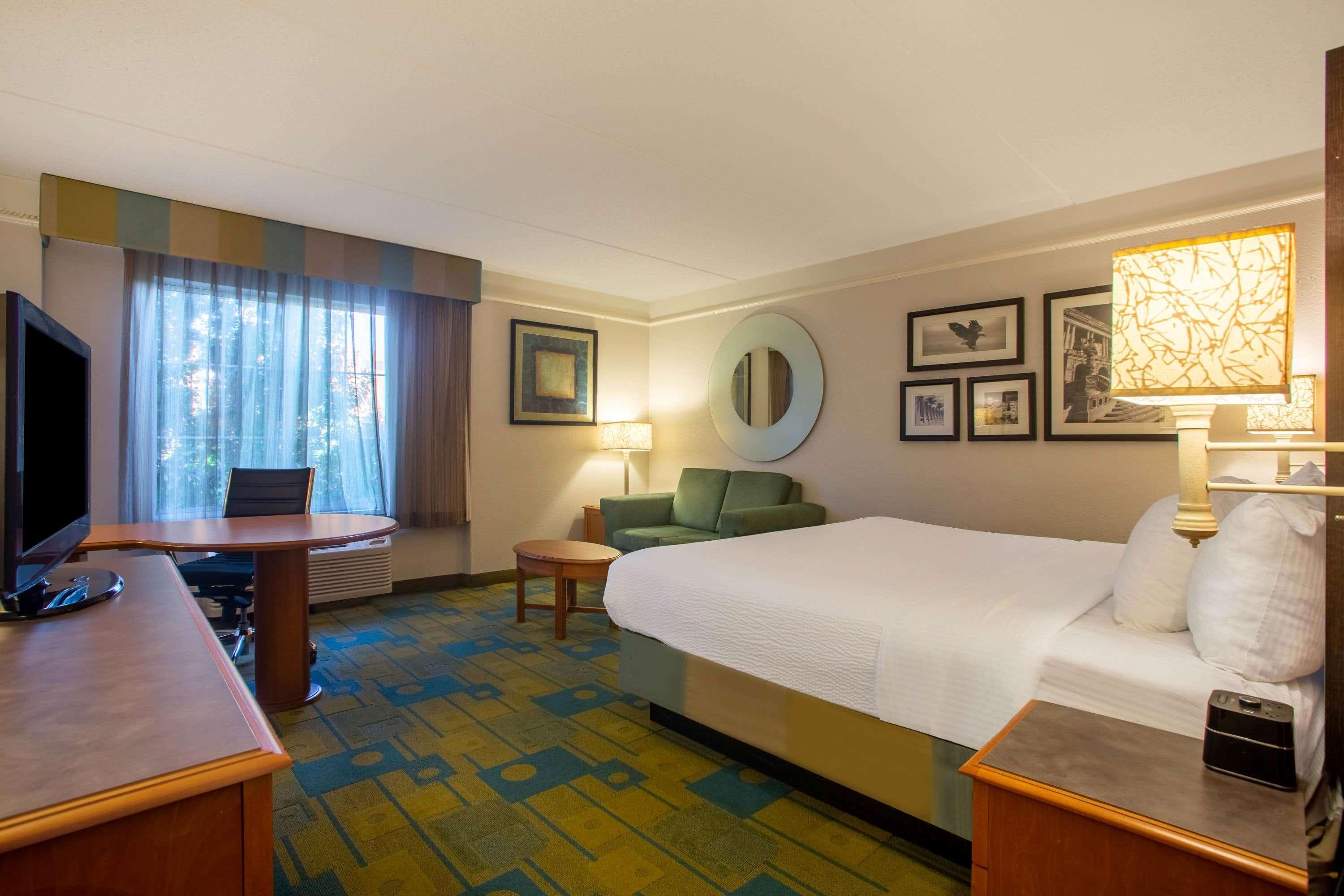 La Quinta By Wyndham Charlotte Airport South Hotel Exterior photo