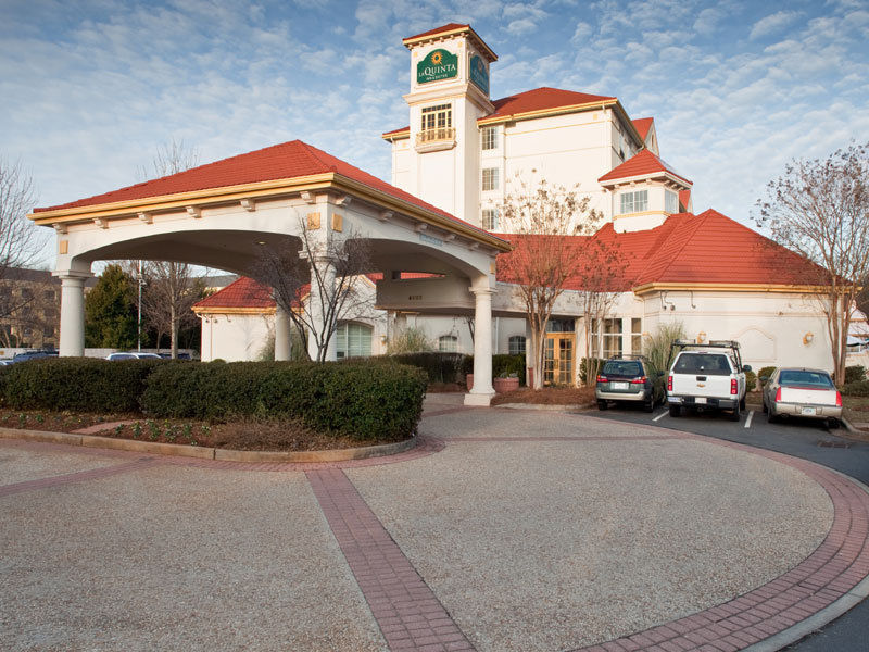 La Quinta By Wyndham Charlotte Airport South Hotel Exterior photo